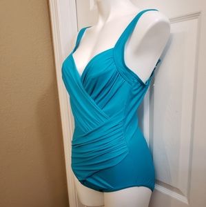 Miraclesuit Amalfi Size 16 One Piece Suit